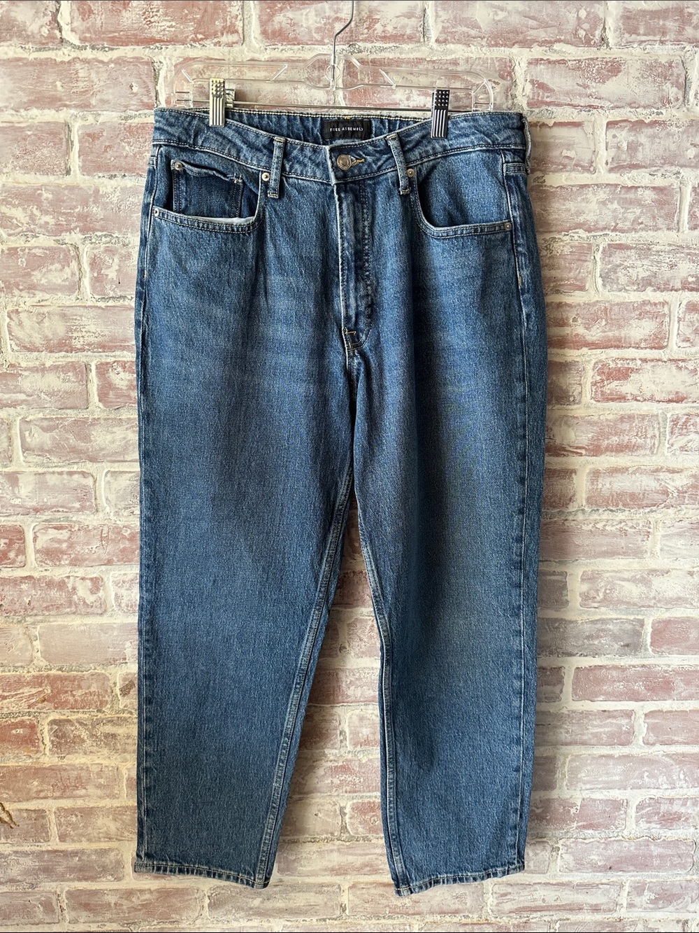 Women's Straight-Leg Jeans in Classic Blue